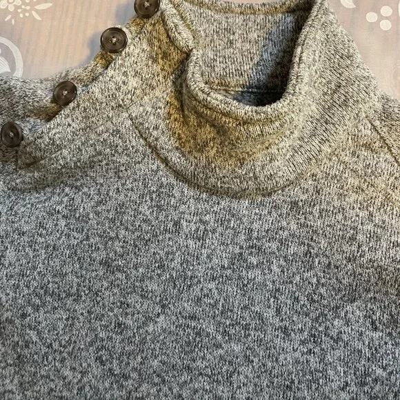Cabela's Women's Sweater in Size S Buttons at Collar Super Soft! - Picture 5 of 8